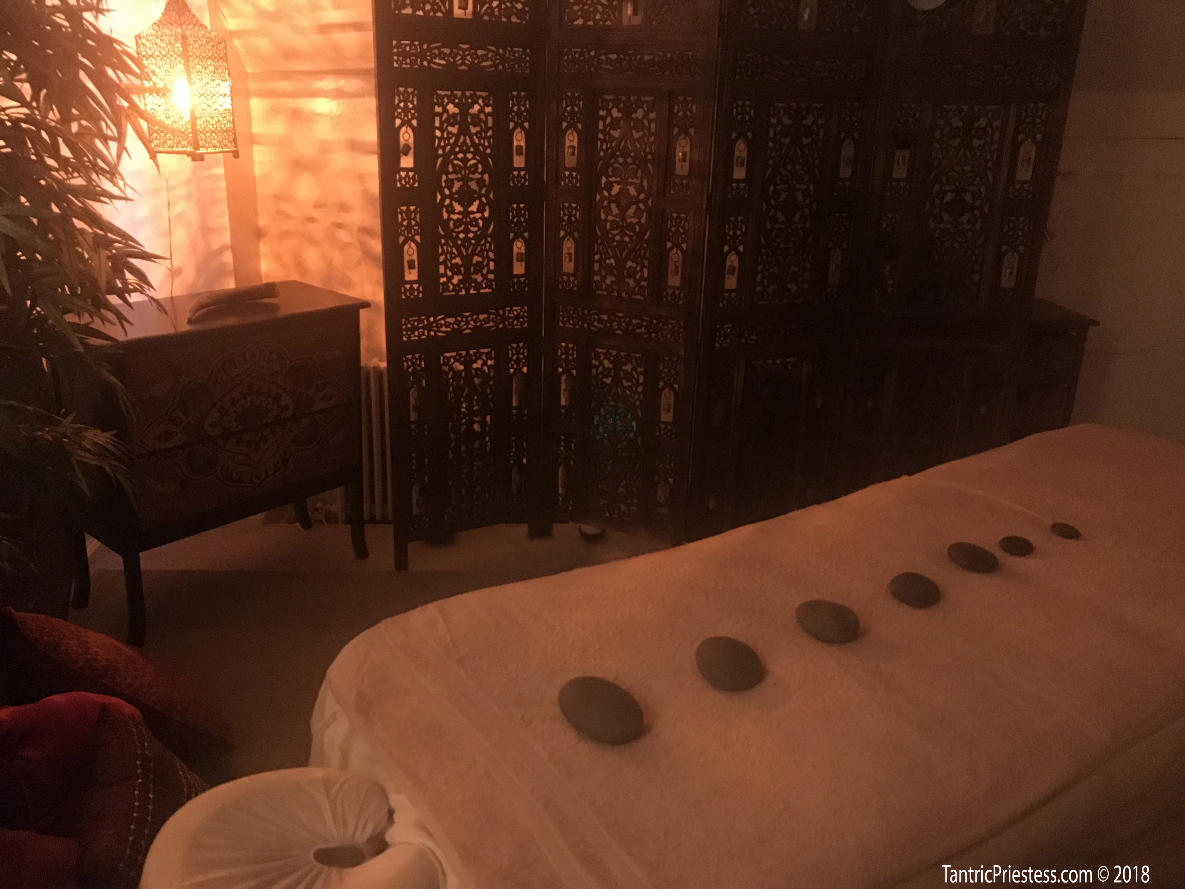 Tantrassage: Tantra Temple, The Womb Chamber, Tantric Healing